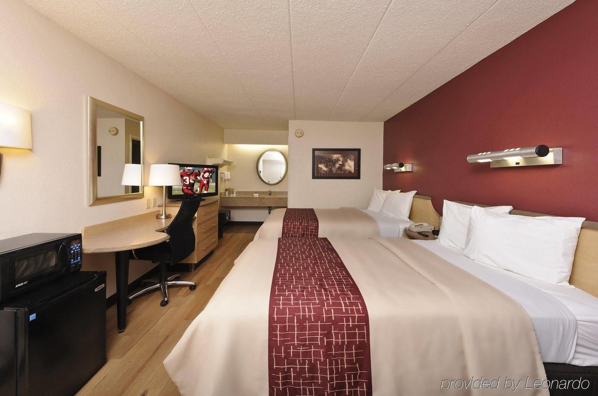 Red Roof Inn Boston - Southborough/Worcester Екстер'єр фото